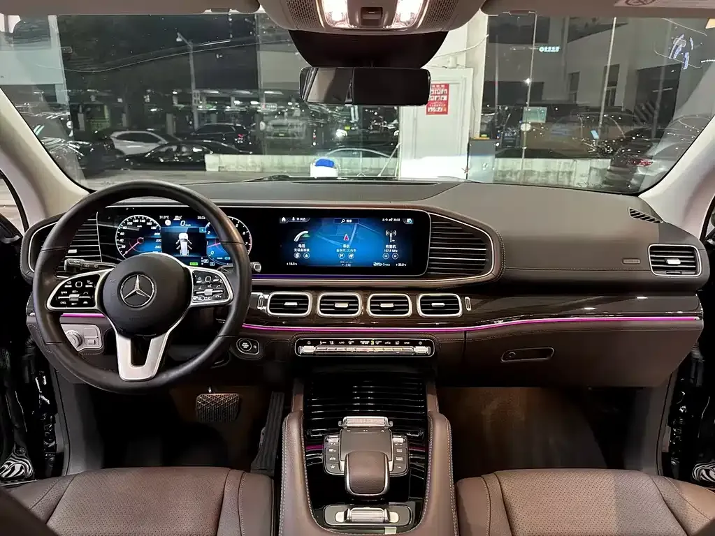 Mercedes-Benz GLS — фото 3