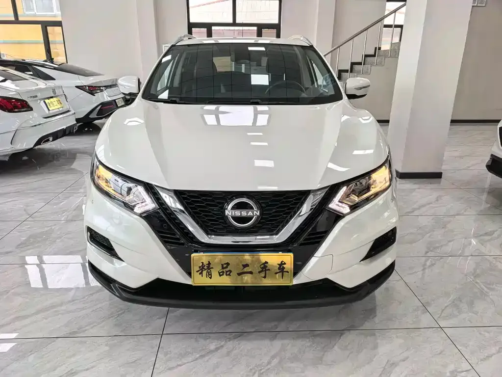 Nissan Qashqai — фото 5