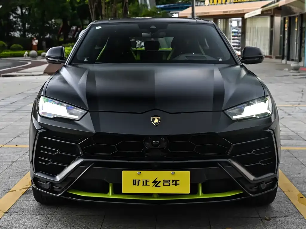 Lamborghini Urus — фото 6