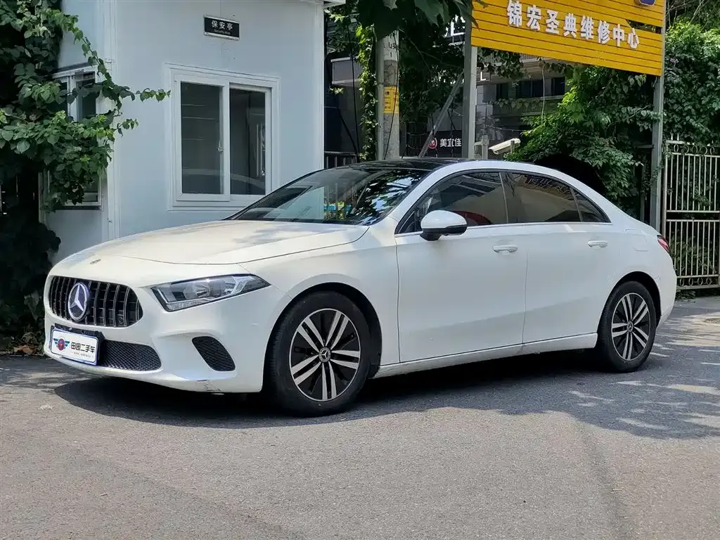 Mercedes-Benz A-Class — фото 1