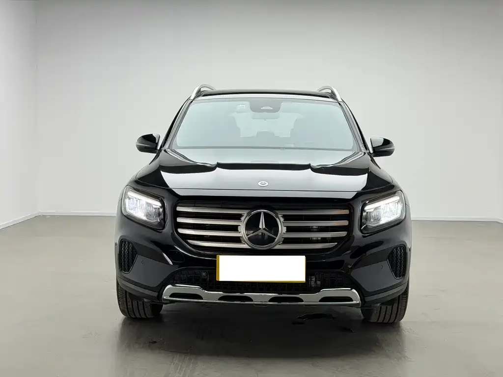 Mercedes-Benz GLB — фото 2