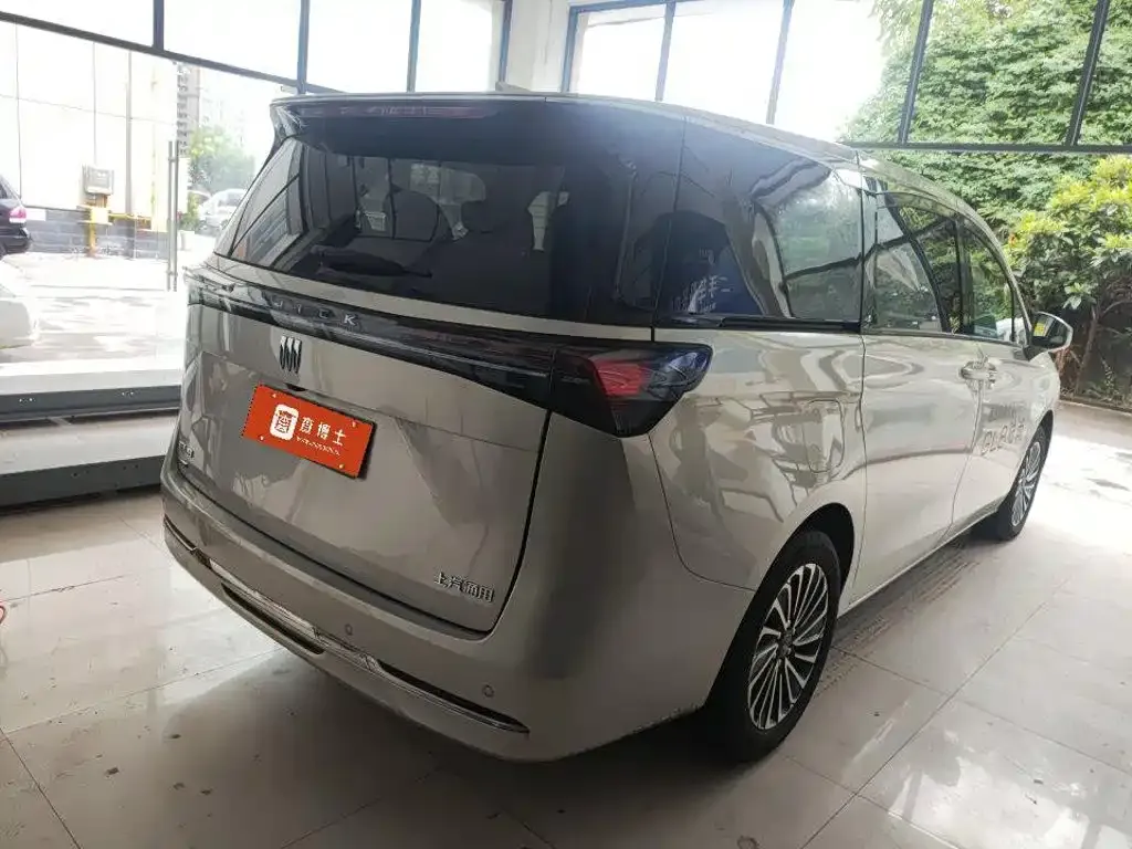 Buick GL8 Hybrid — фото 4