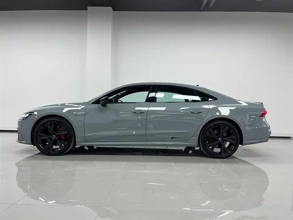 Audi A7L — фото 5