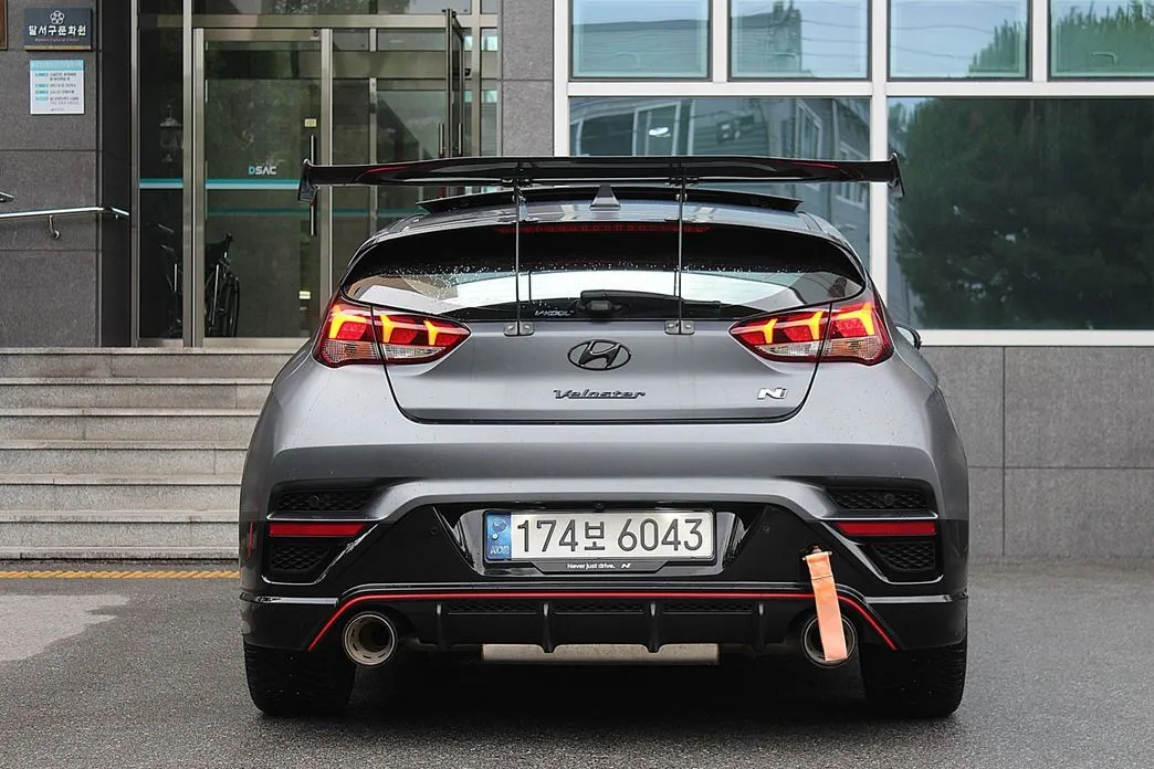 Hyundai Veloster — фото 4
