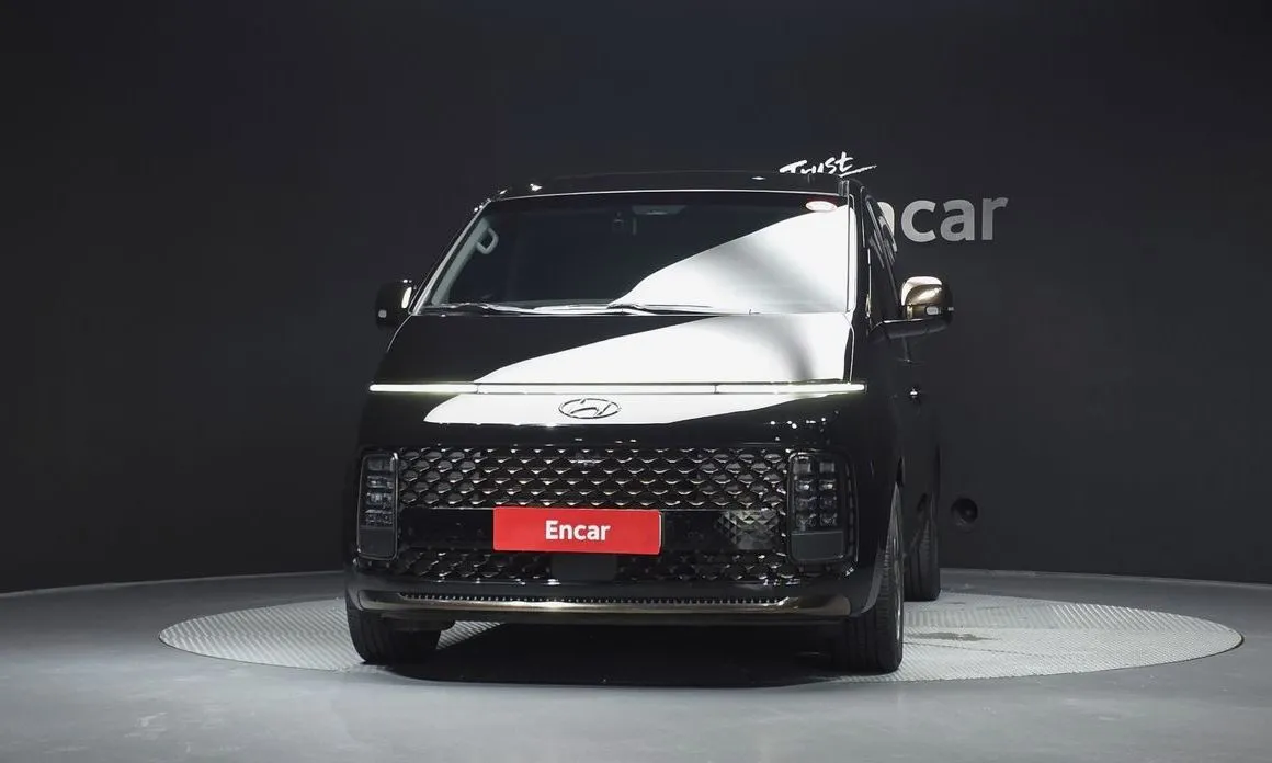 Hyundai Staria — фото 2