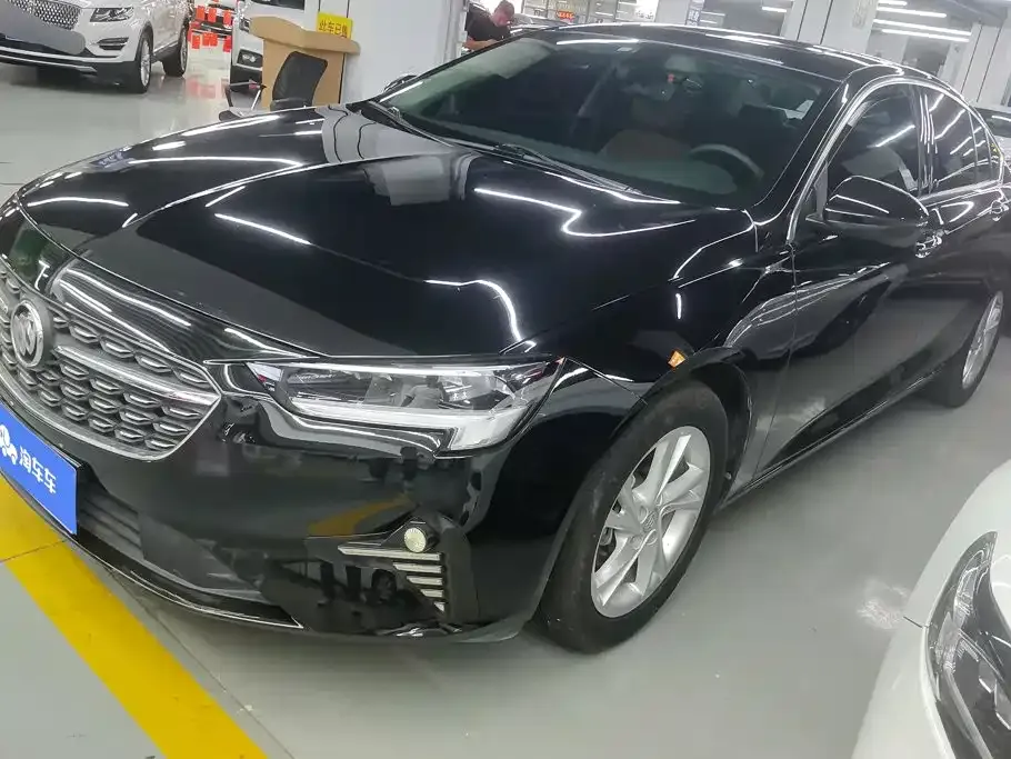 Buick Regal — фото 1