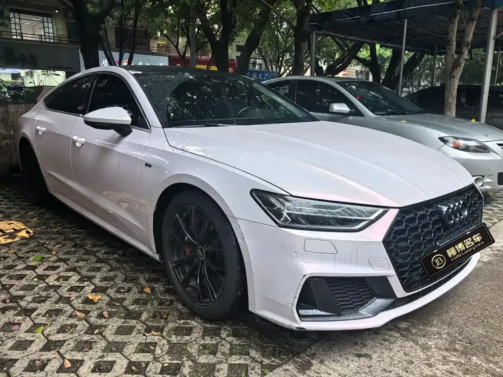 Audi A7 — фото 10