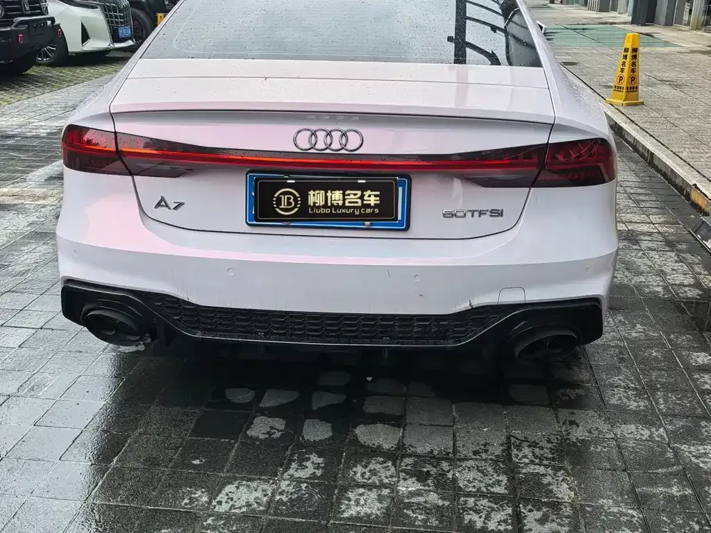 Audi A7 — фото 9