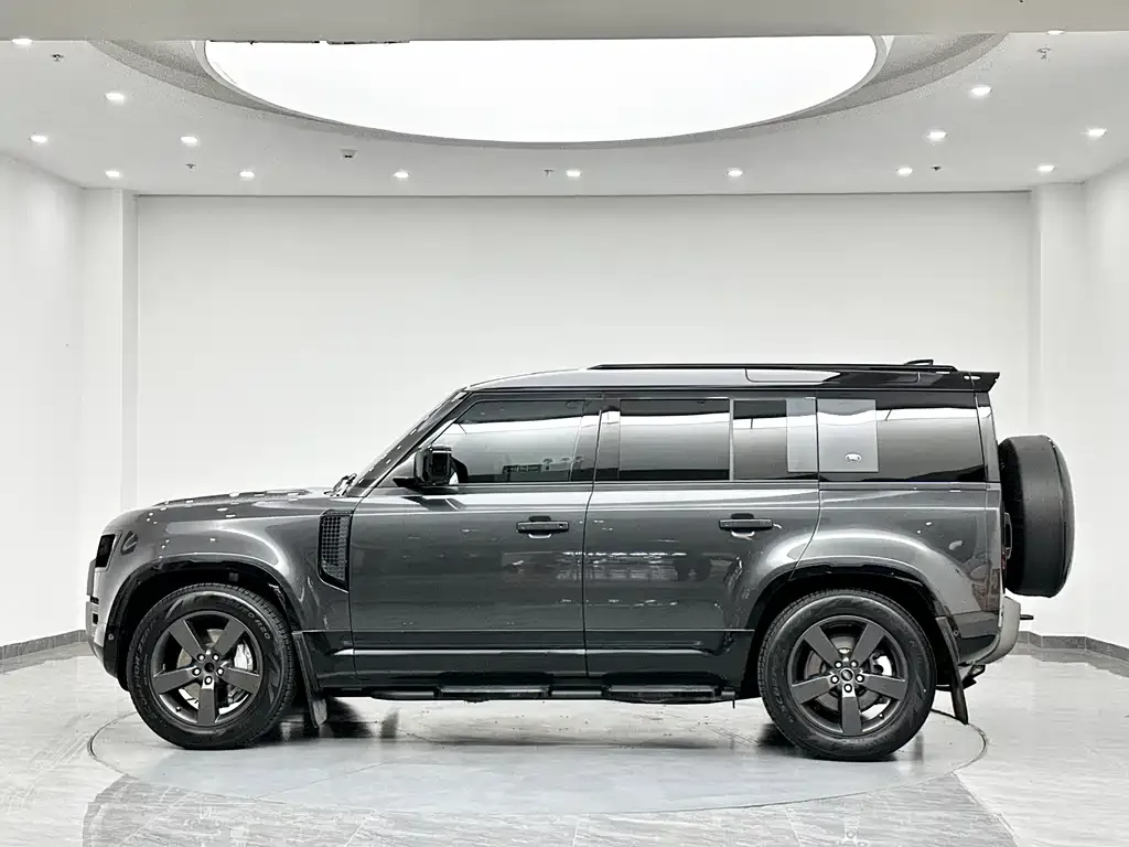 Land Rover Defender — фото 5