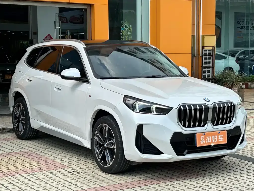 BMW X1 — фото 9
