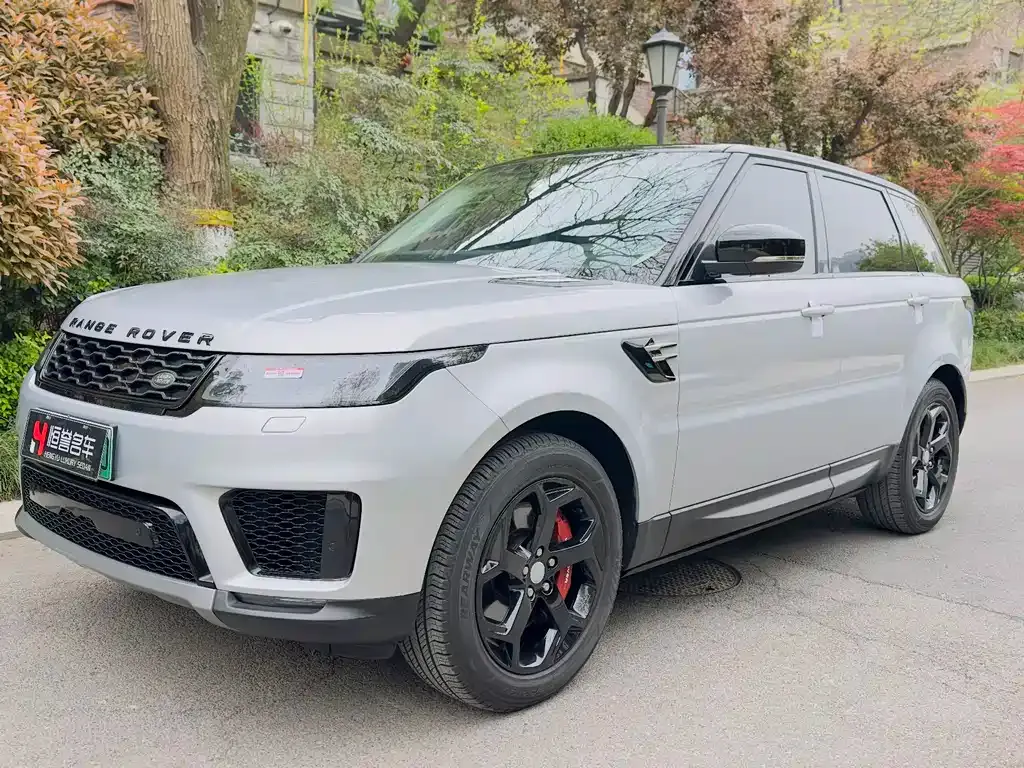 Land Rover Sport PHEV — фото 1