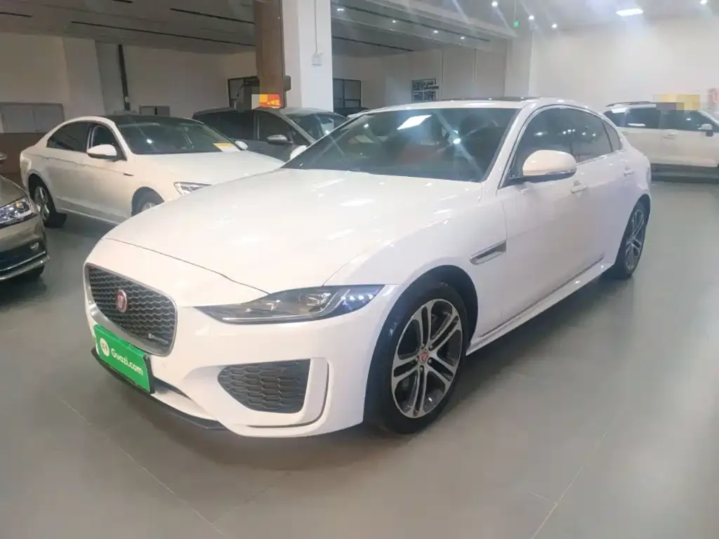 Jaguar XEL — фото 1