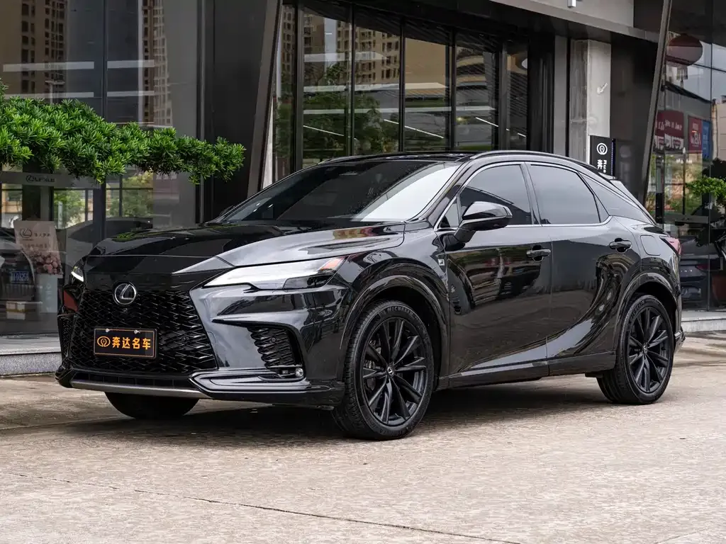 Lexus RX — фото 1