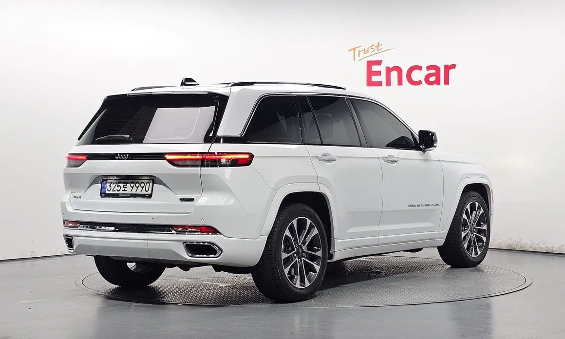 Jeep Cherokee — фото 9