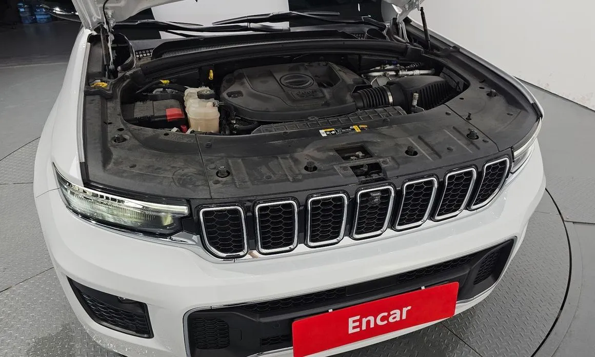 Jeep Cherokee — фото 10