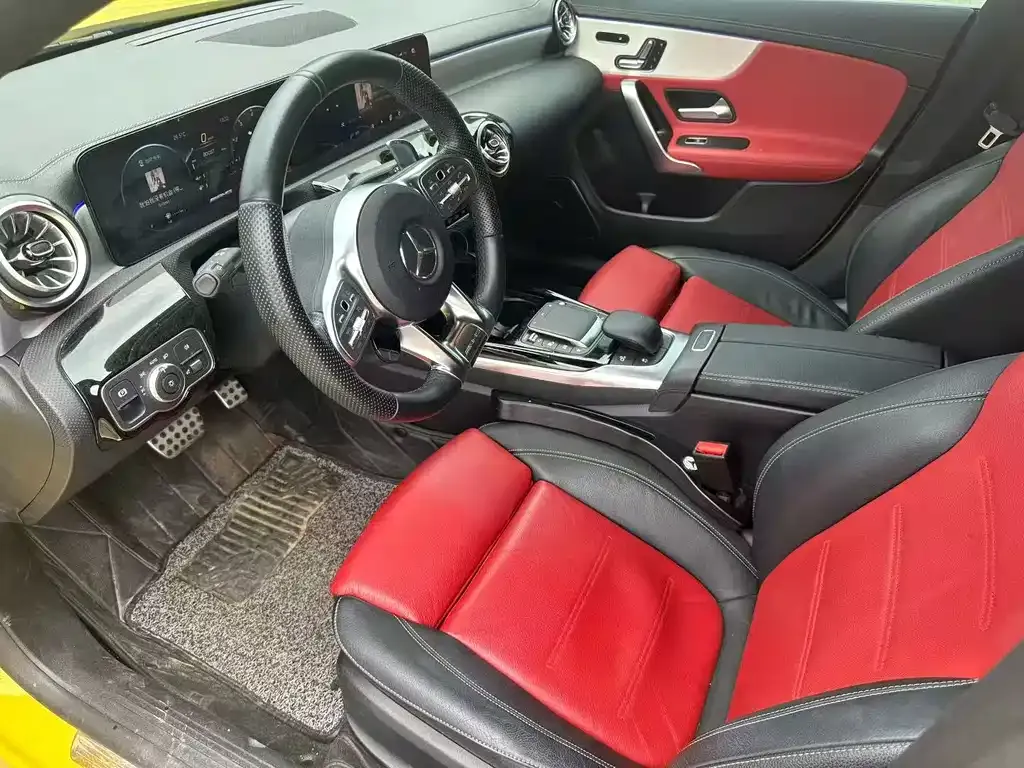 Mercedes-Benz CLA AMG — фото 6