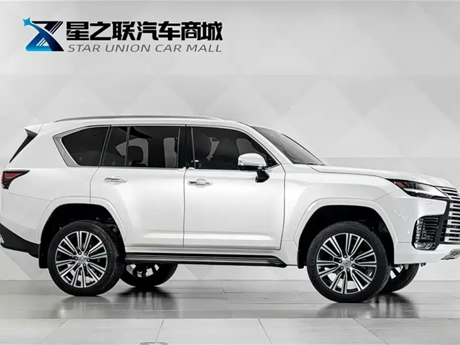 Lexus LX — фото 3