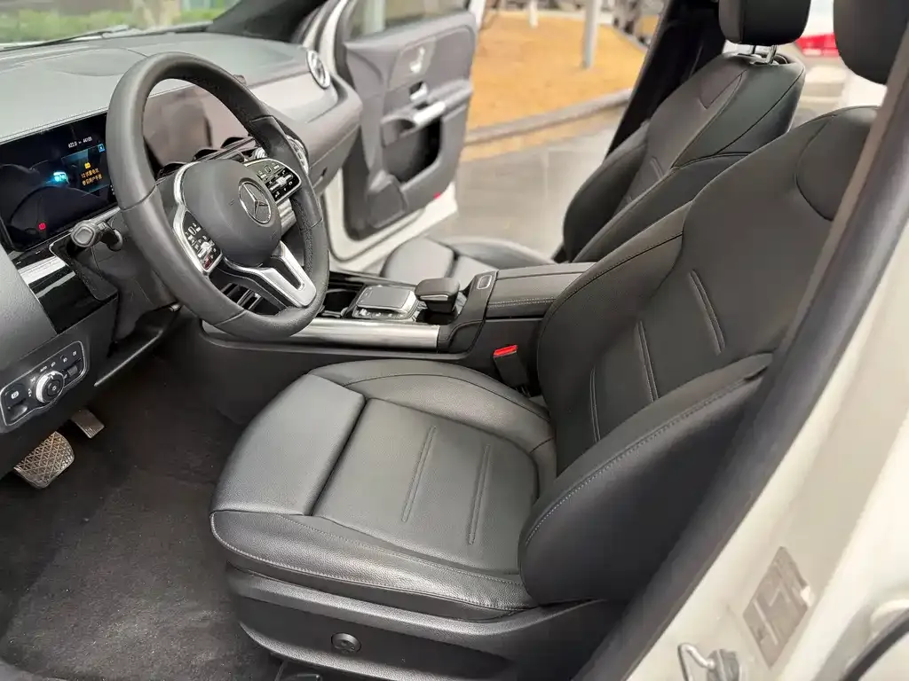 Mercedes-Benz GLA — фото 9