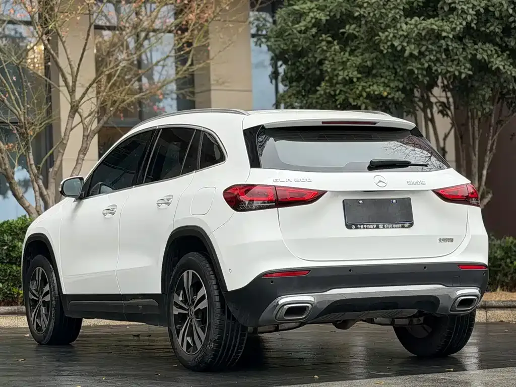 Mercedes-Benz GLA — фото 5