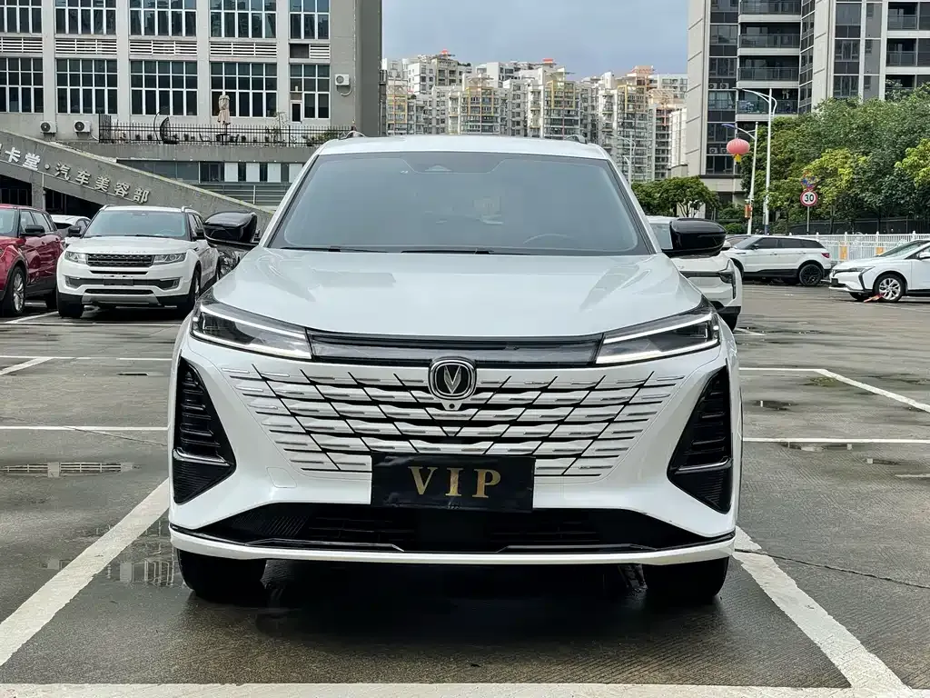 Changan CS75 PLUS — фото 7