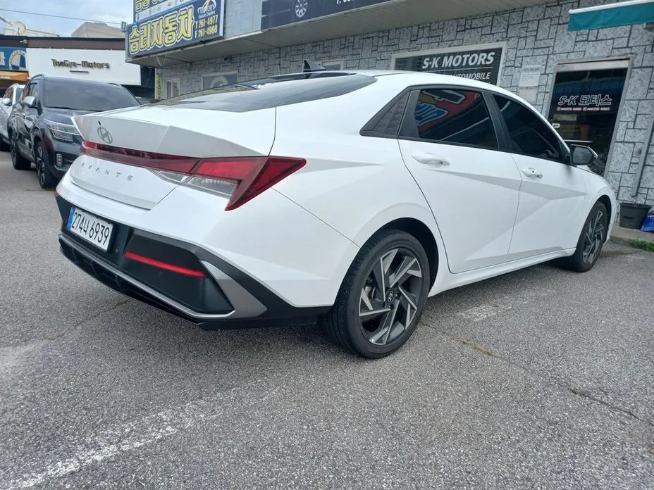 Hyundai AVANTE — фото 9