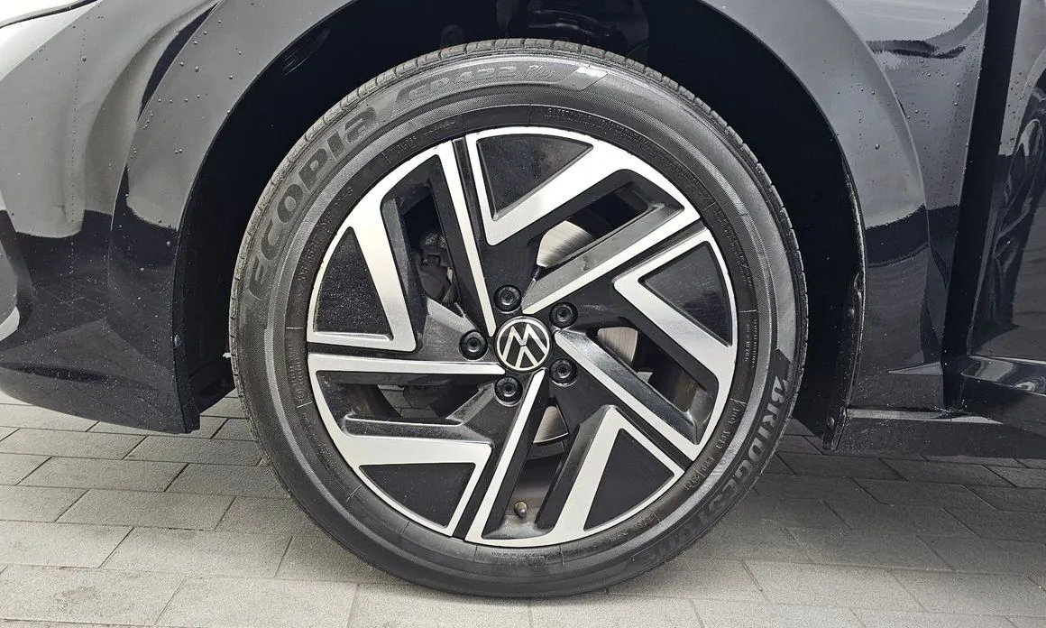 Volkswagen Jetta — фото 9