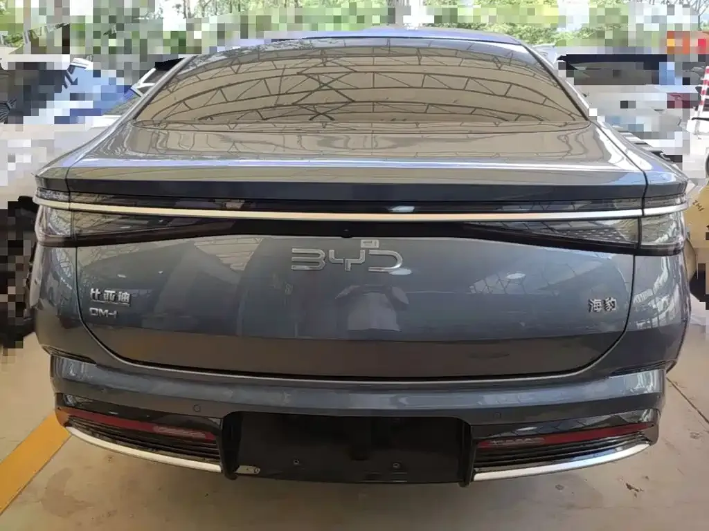 BYD Seal — фото 4
