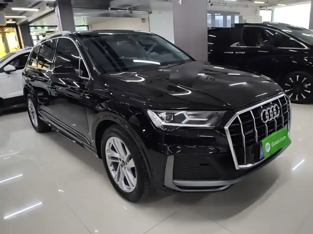 Audi Q7 — фото 5