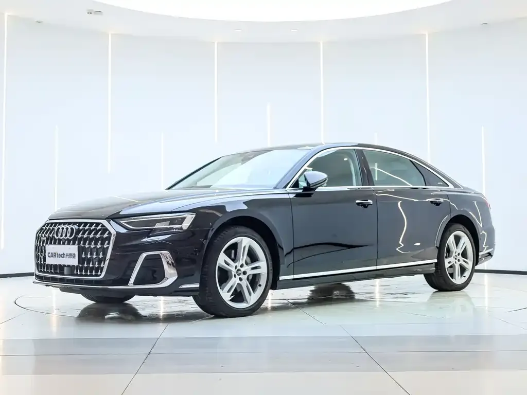 Audi A8 — фото 5