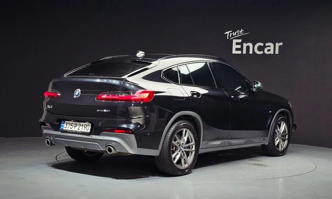 BMW X4 — фото 4