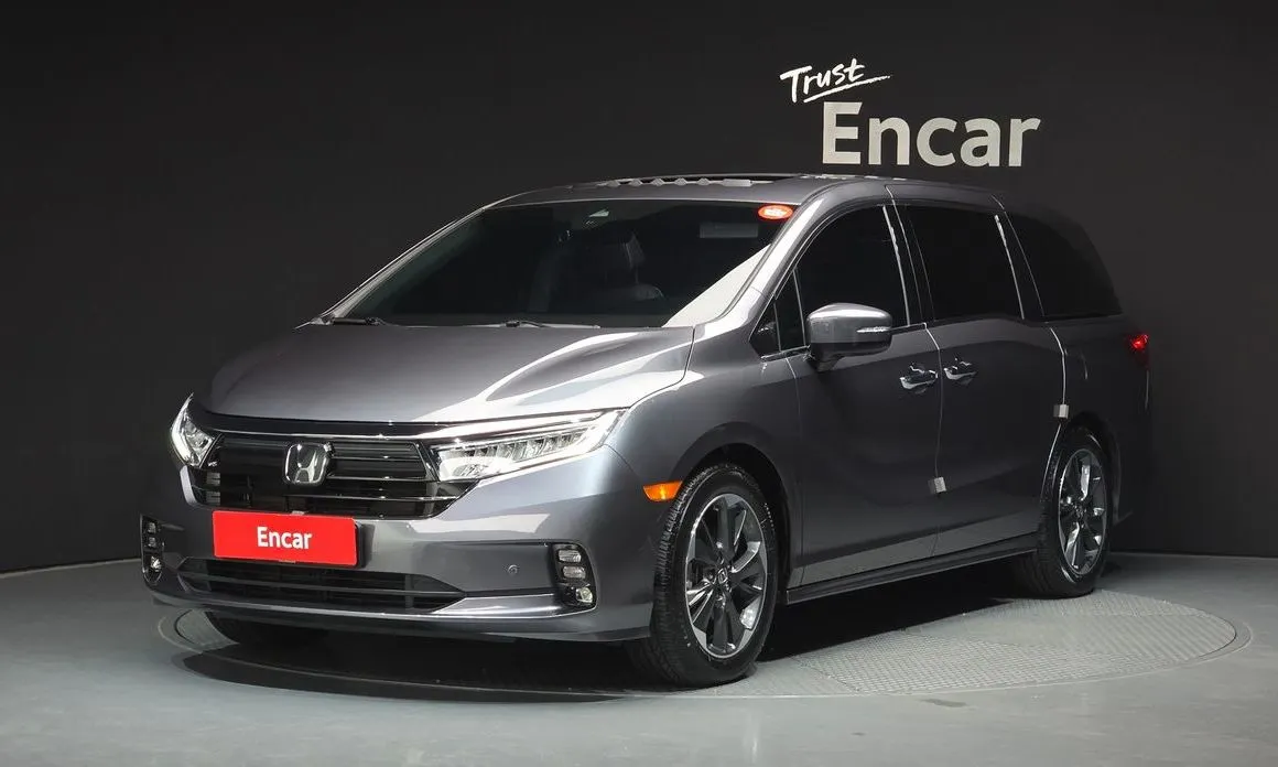 Honda Odyssey — фото 1