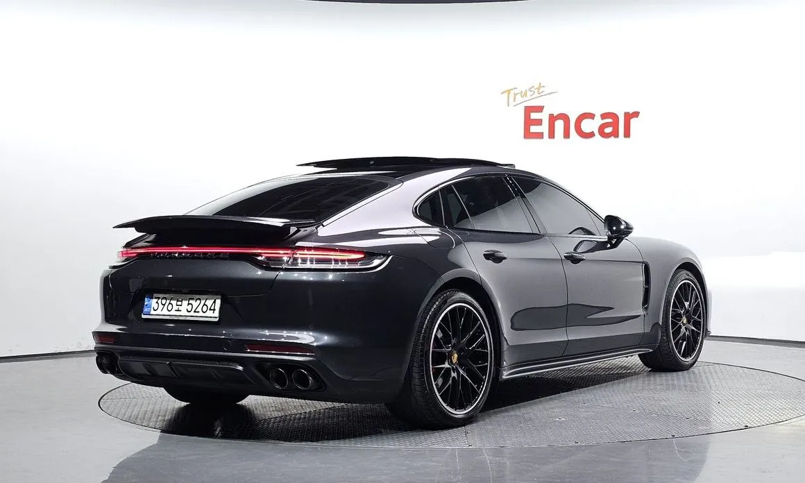 Porsche Panamera — фото 9