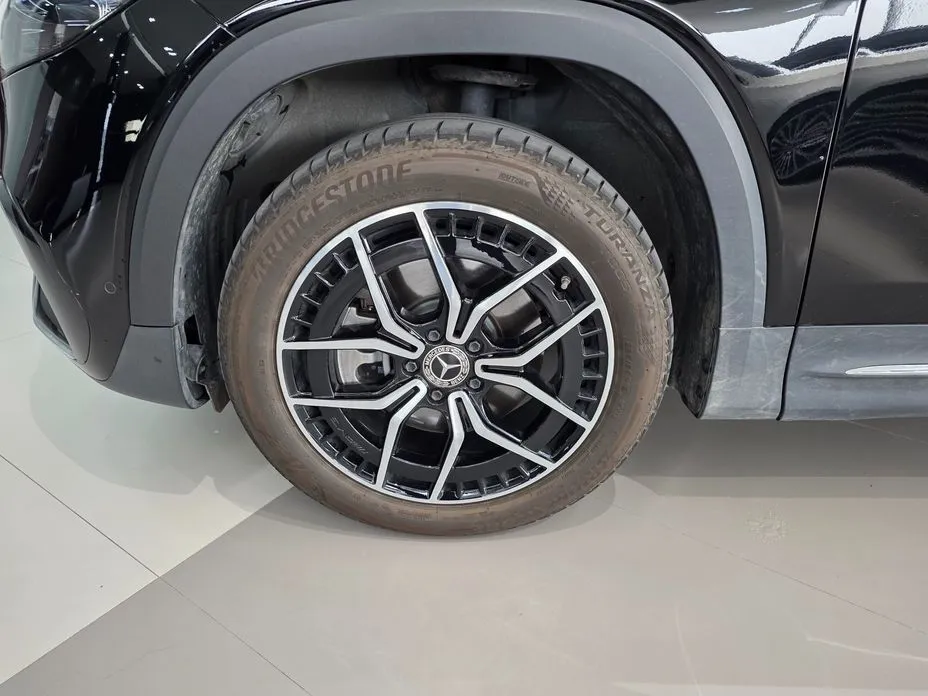 Mercedes-Benz EQB — фото 10