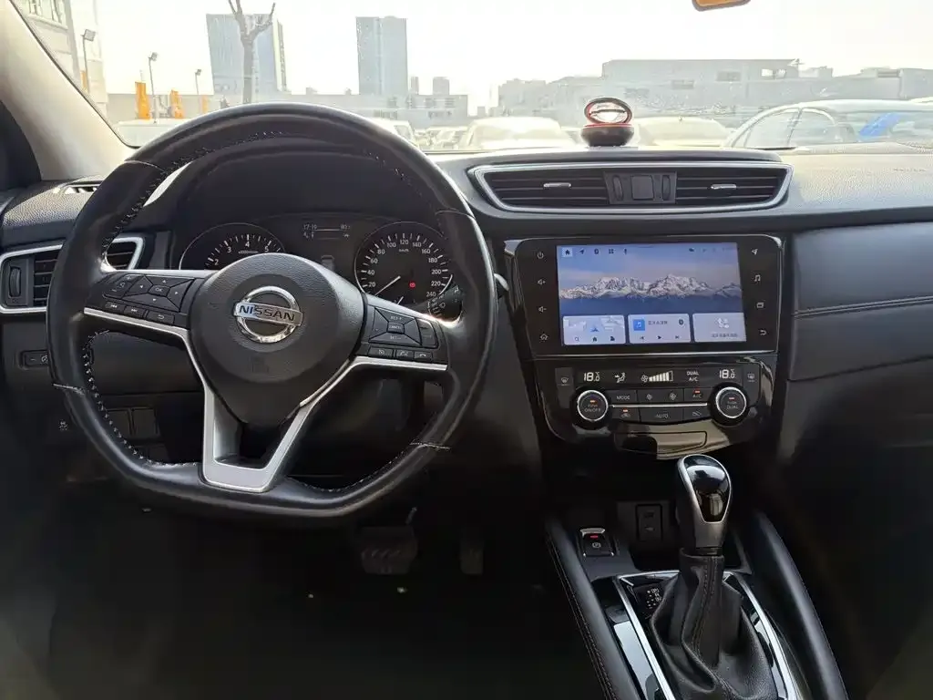 Nissan Qashqai — фото 5