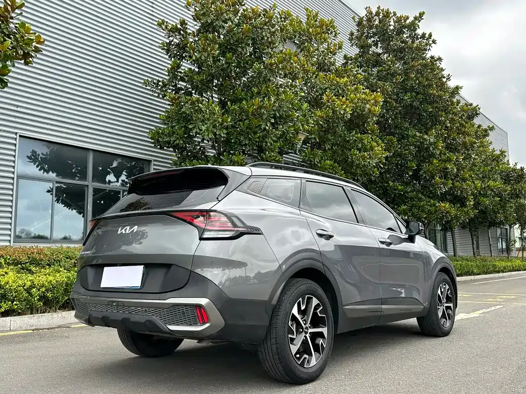 Kia Sportage — фото 9
