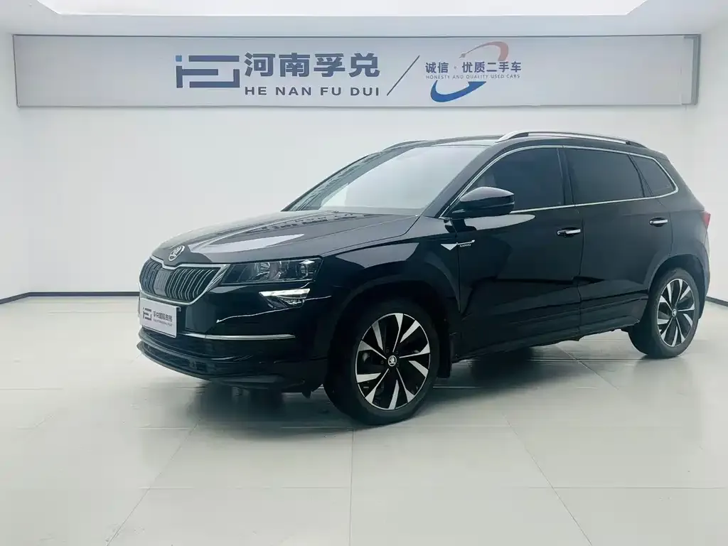 Skoda Karoq — фото 1