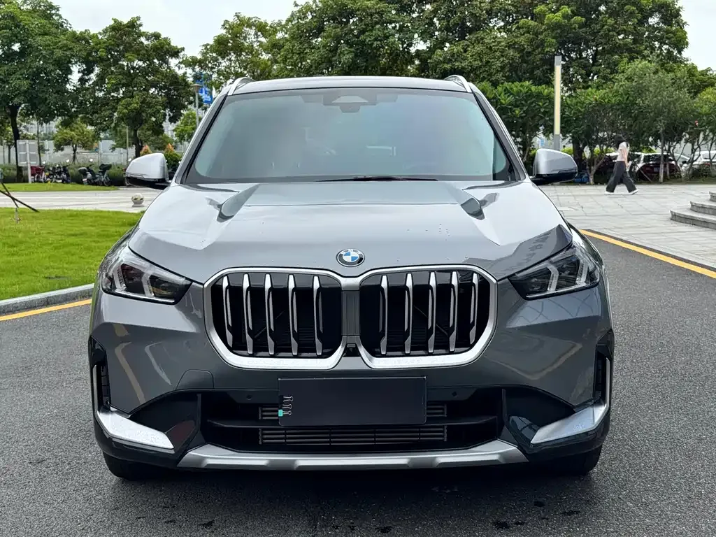 BMW X1 — фото 9