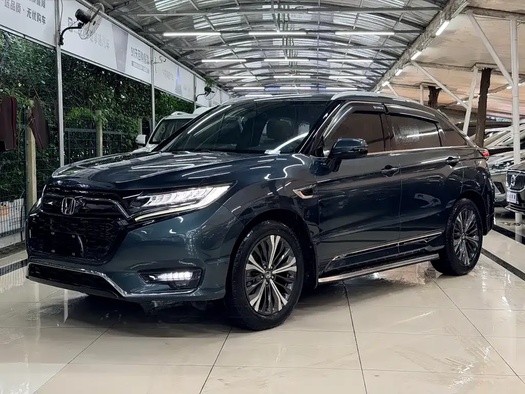 Honda UR-V — фото 1
