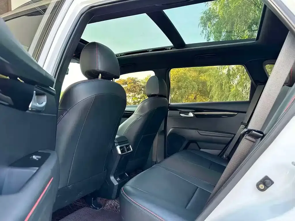 Kia Sportage — фото 9