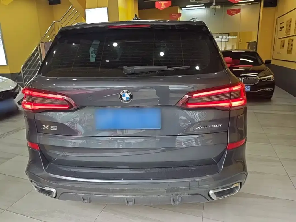 BMW X5 (Import) — фото 3