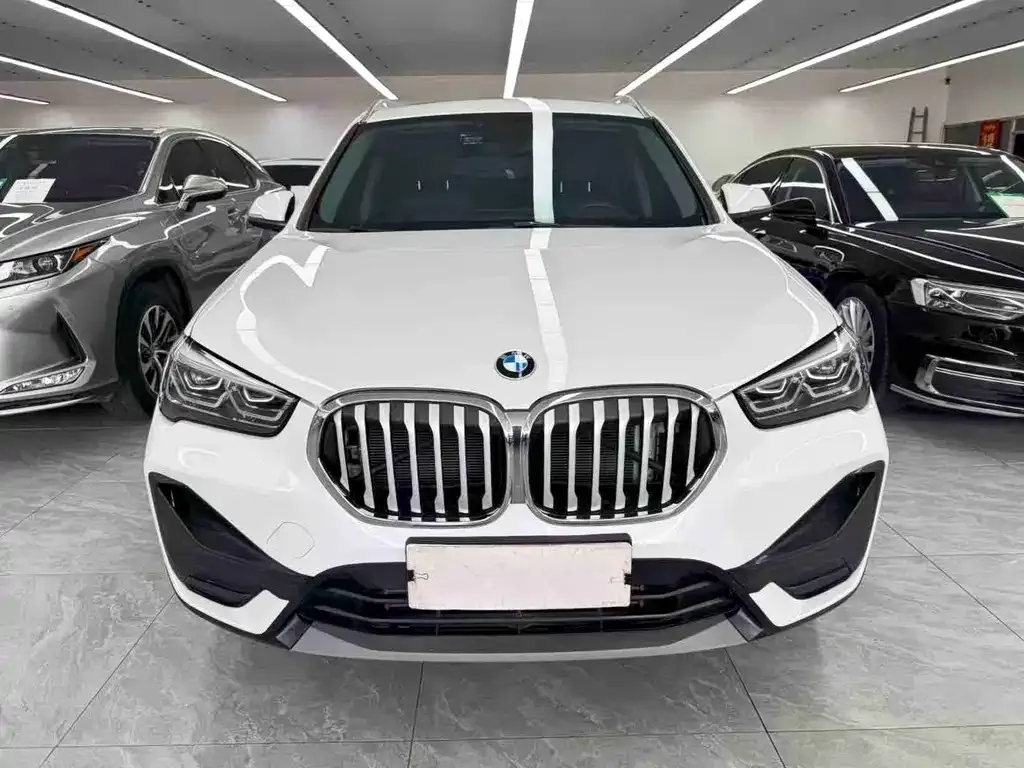BMW X1 — фото 6
