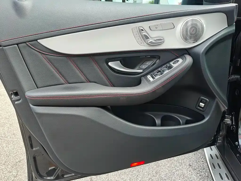 Mercedes-Benz GLC AMG — фото 9