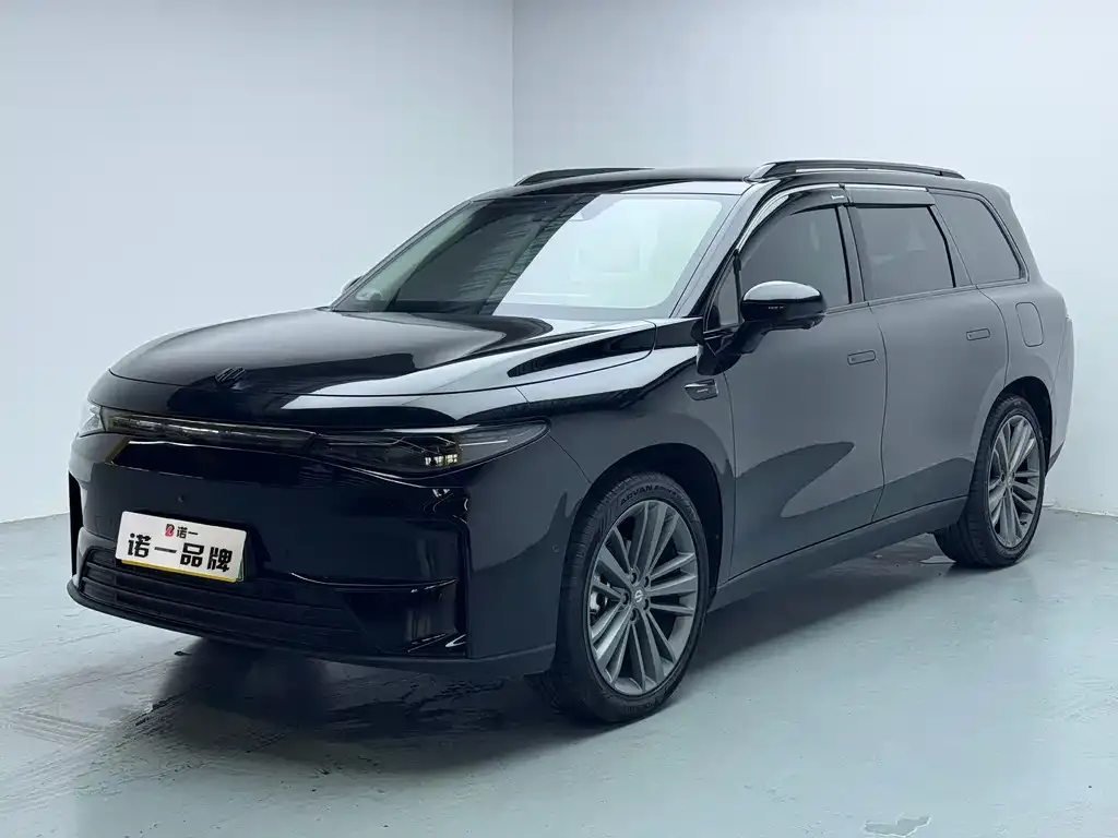 Leapmotor C16 — фото 1