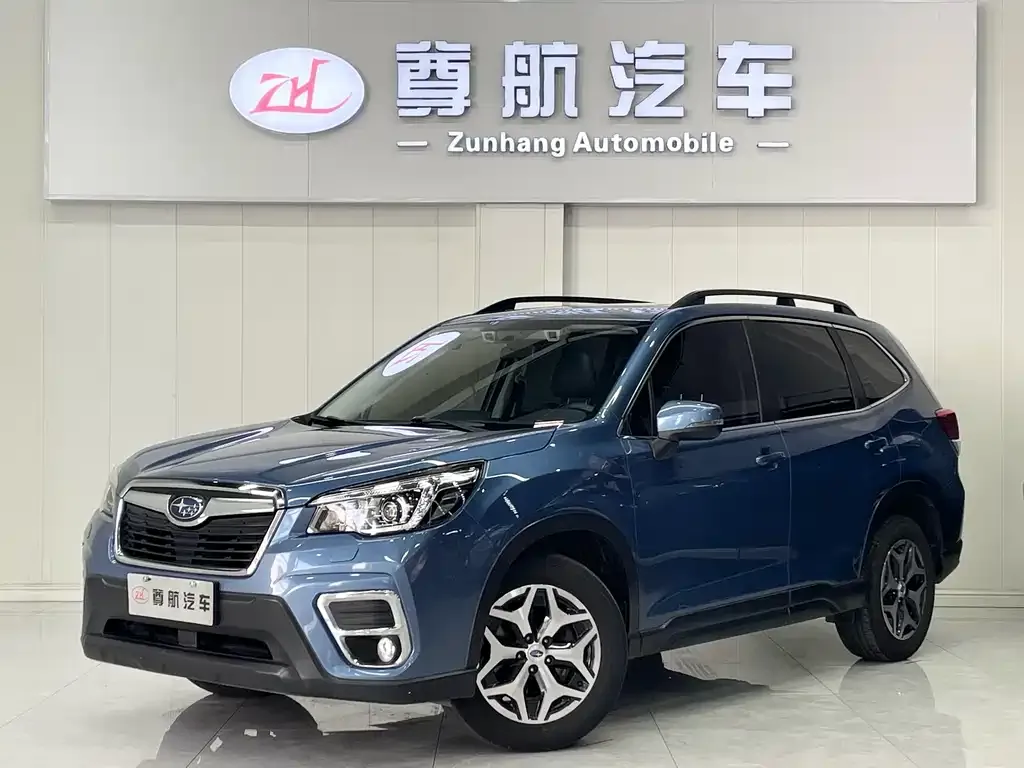 Subaru Forester — фото 1