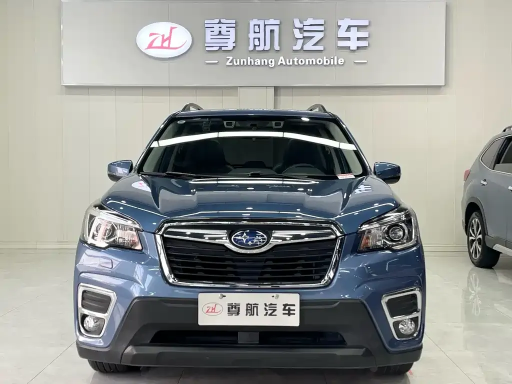 Subaru Forester — фото 2