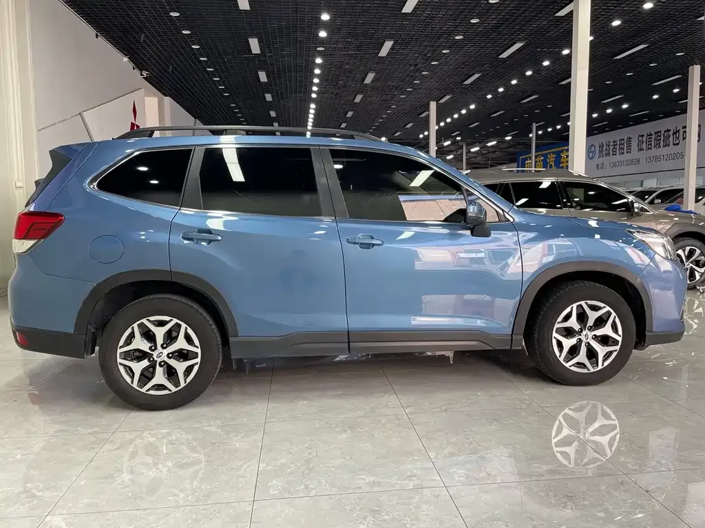 Subaru Forester — фото 8