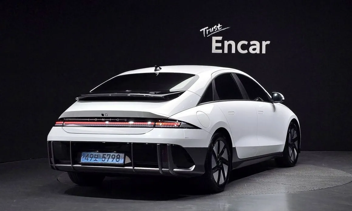 Hyundai Ioniq6 — фото 5