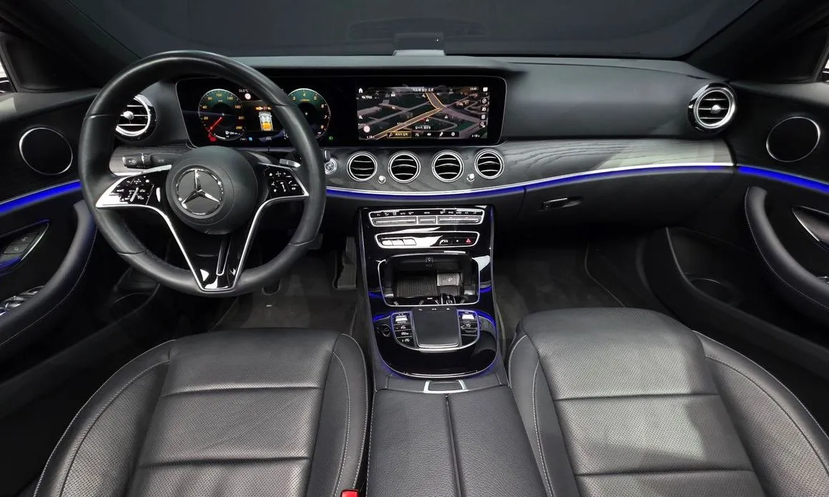 Mercedes-Benz E-Class — фото 10