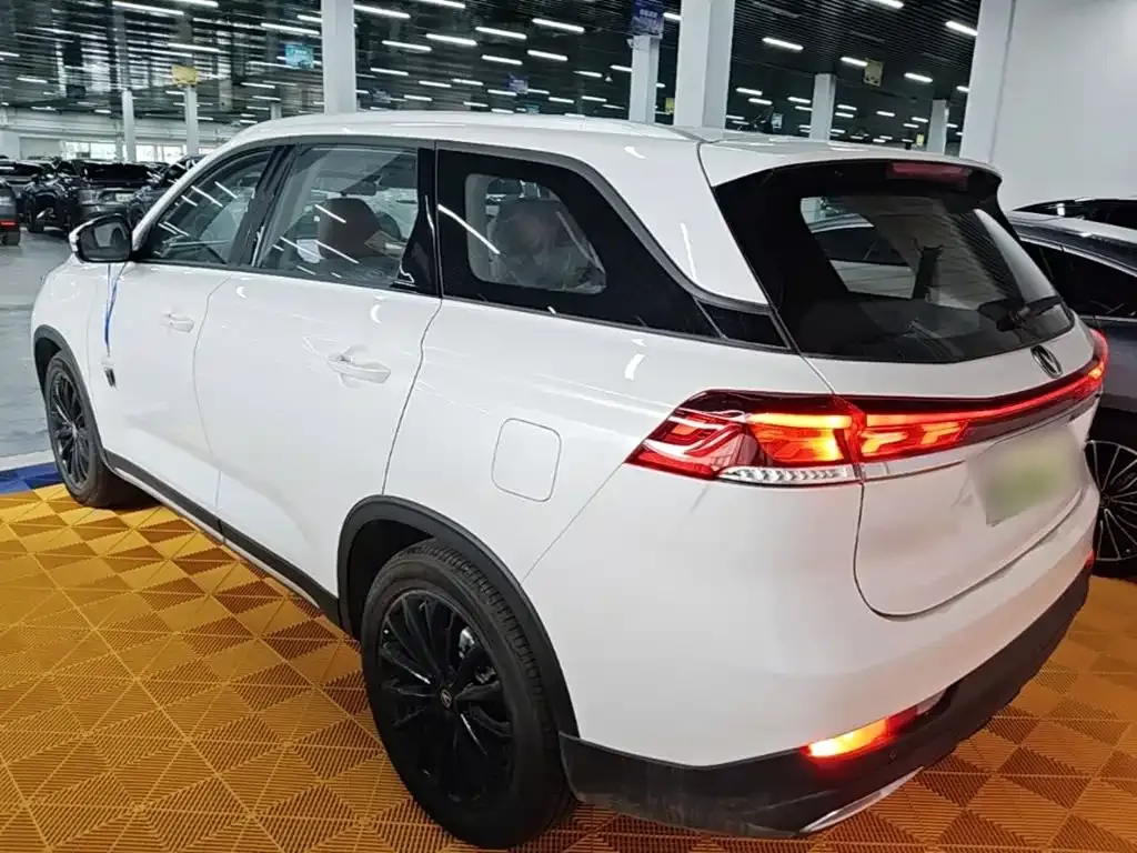 Changan CS75 — фото 10