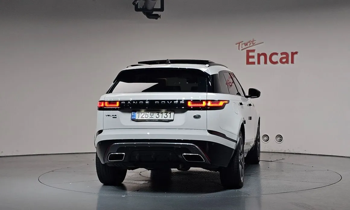 Land Rover Range Rover Velar — фото 4